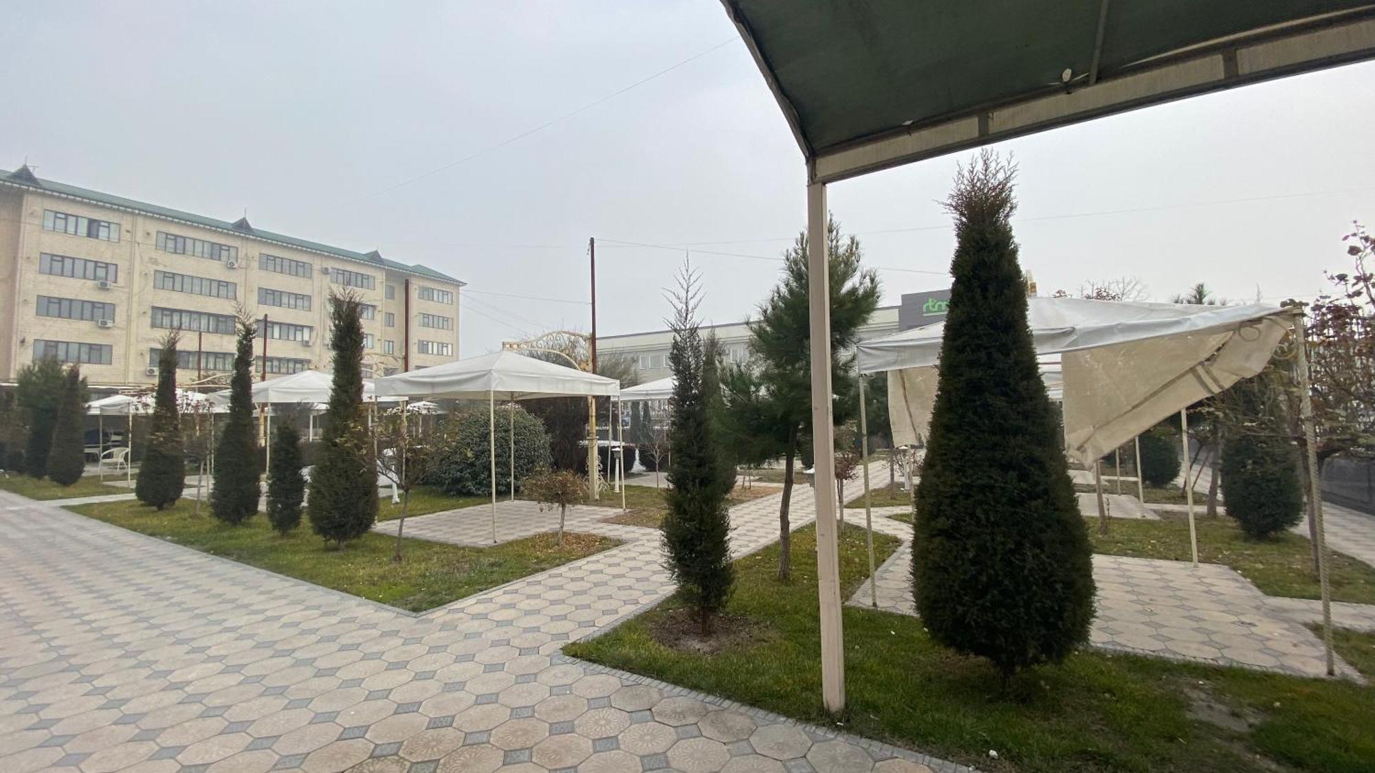 Diyor Hotel Marghilon Екстер'єр фото